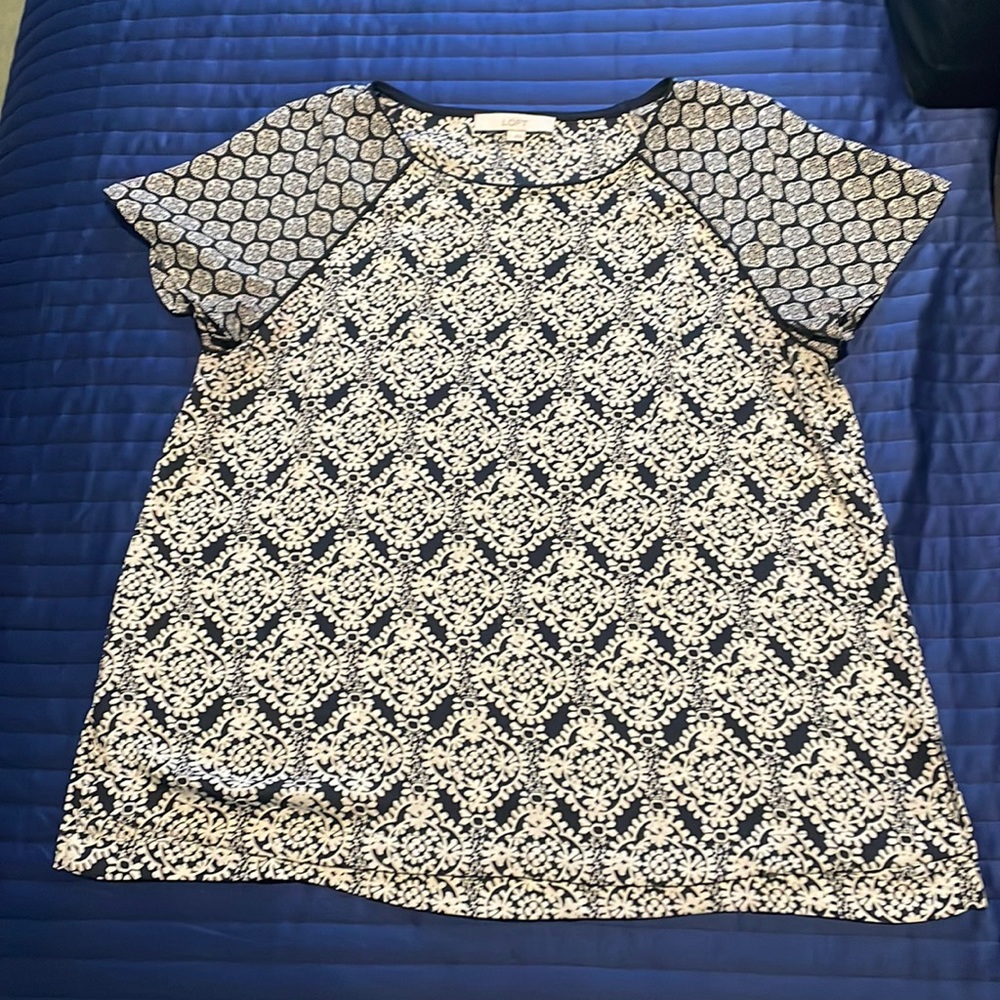 Loft navy white short sleeve blouse